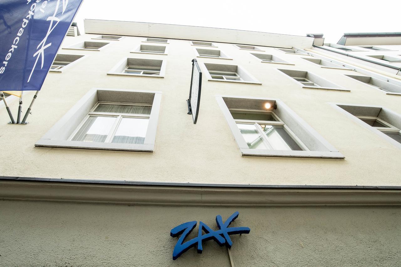 Hotel & Backpackers Zak Шафхаузен Экстерьер фото
